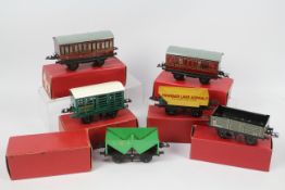 Hornby - A boxed collection of six items of Hornby O gauge rolling stock.