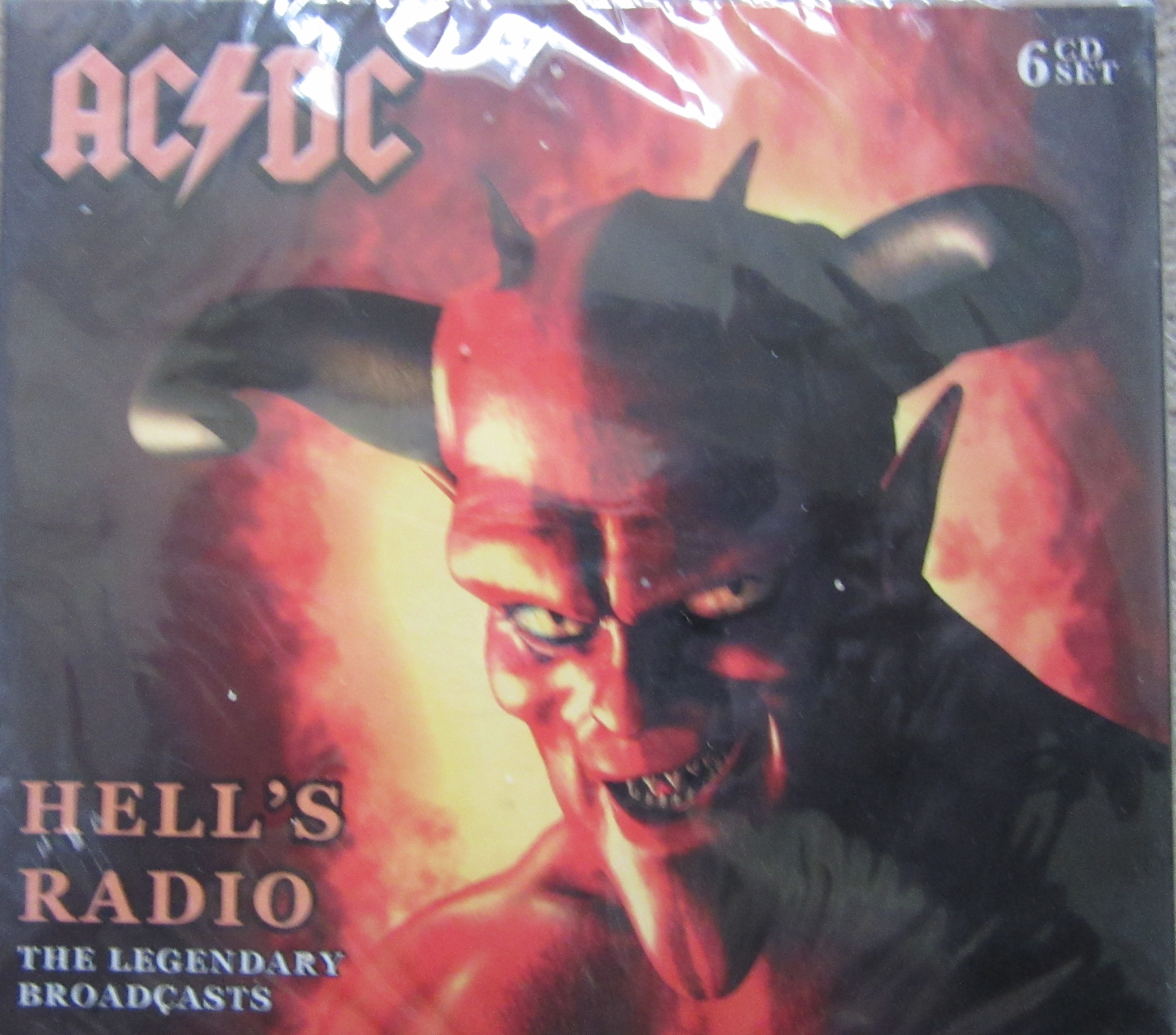 MUSIC - AC/DC HELL'S RADIO 6 CD'S BOXED SET