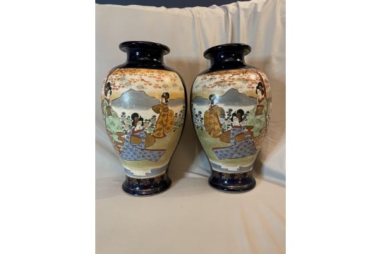 PAIR OF EARLY- MID 20TH CENTURY JAPANESE SATSUMA VASES
