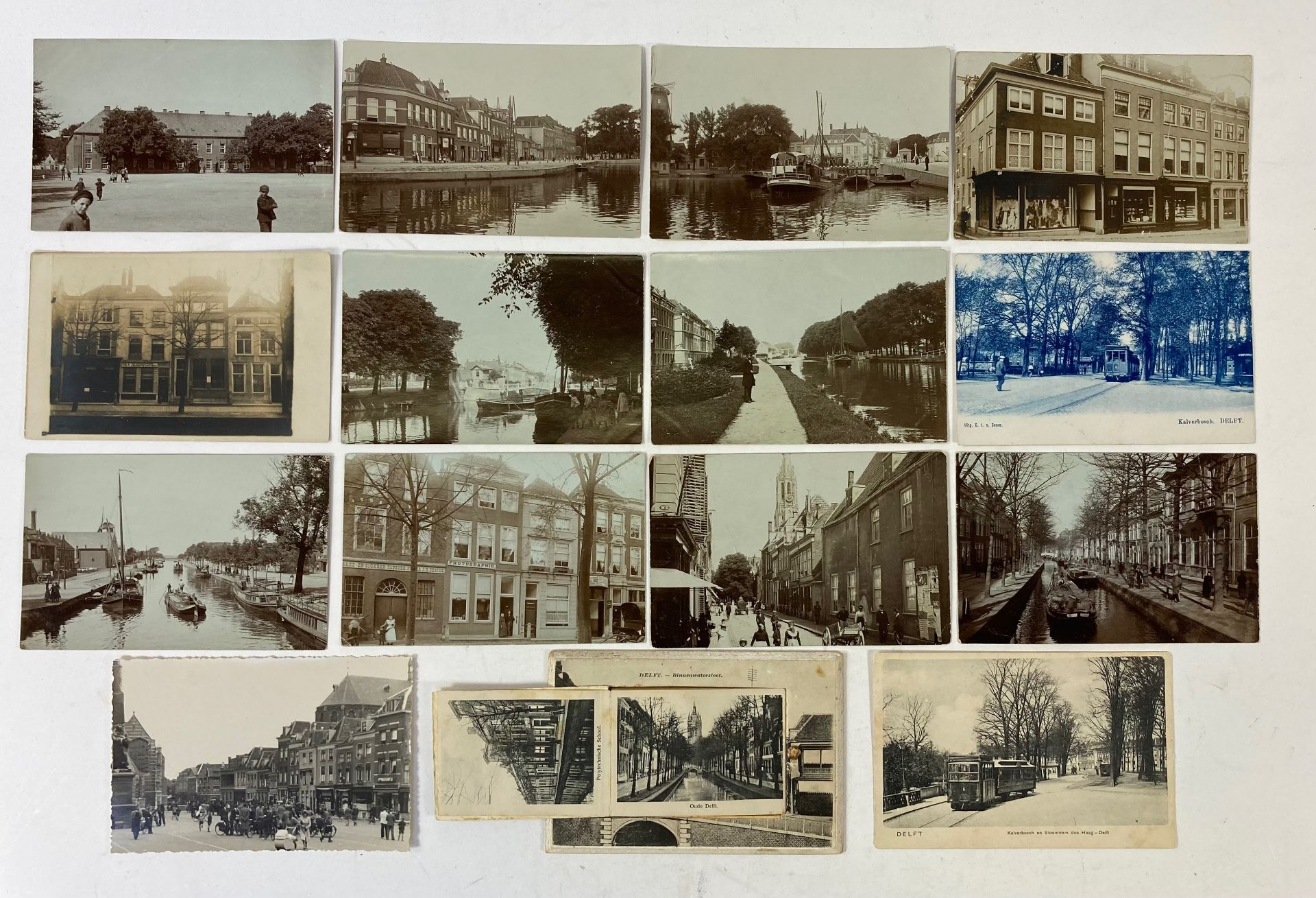 DELFT -- COLLECTION of c. 1700 cold. and plain picture postcards of Delft - Bild 2 aus 3