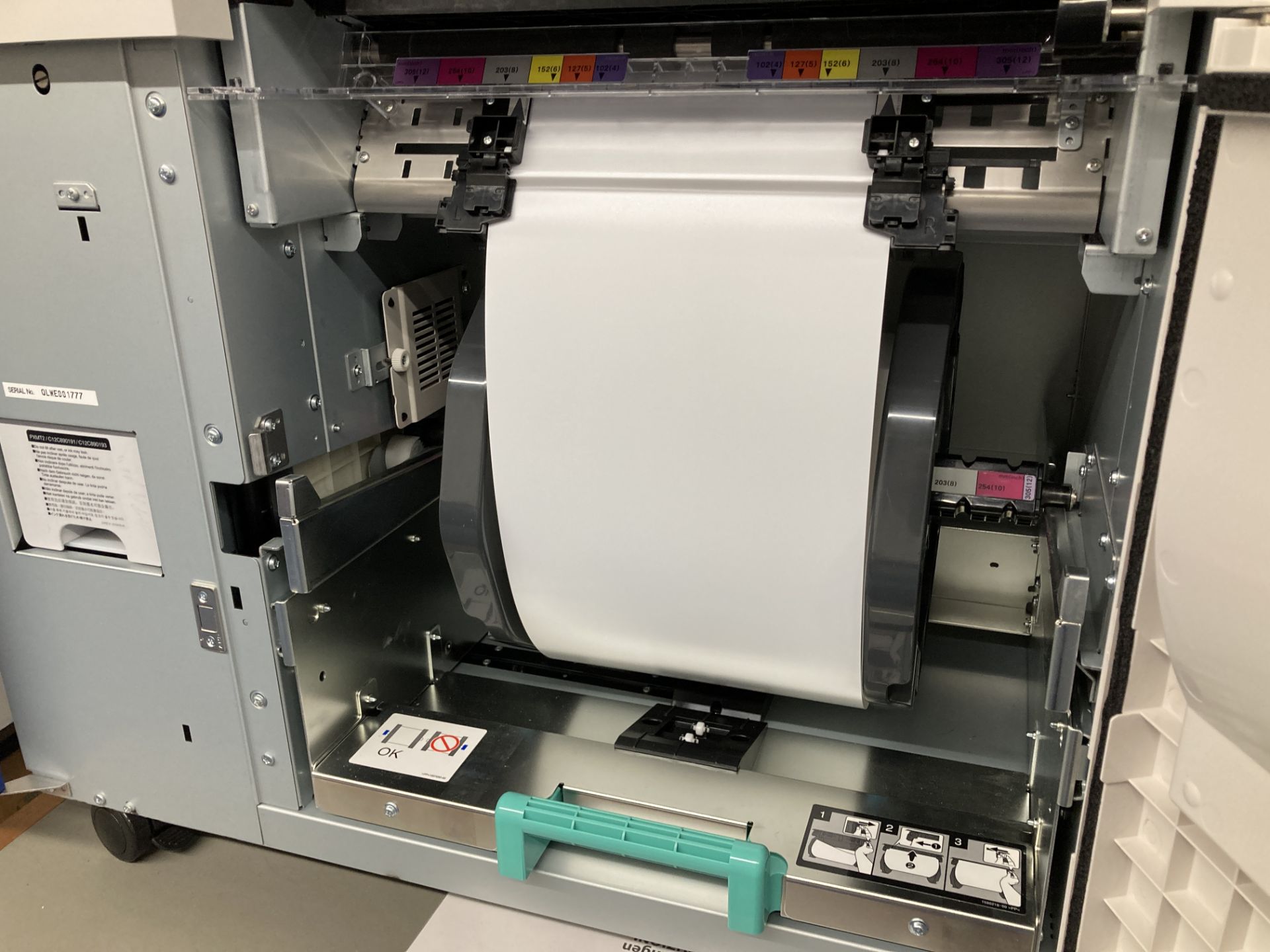 Epson Surelab D3000 printer (2019) - Image 18 of 20