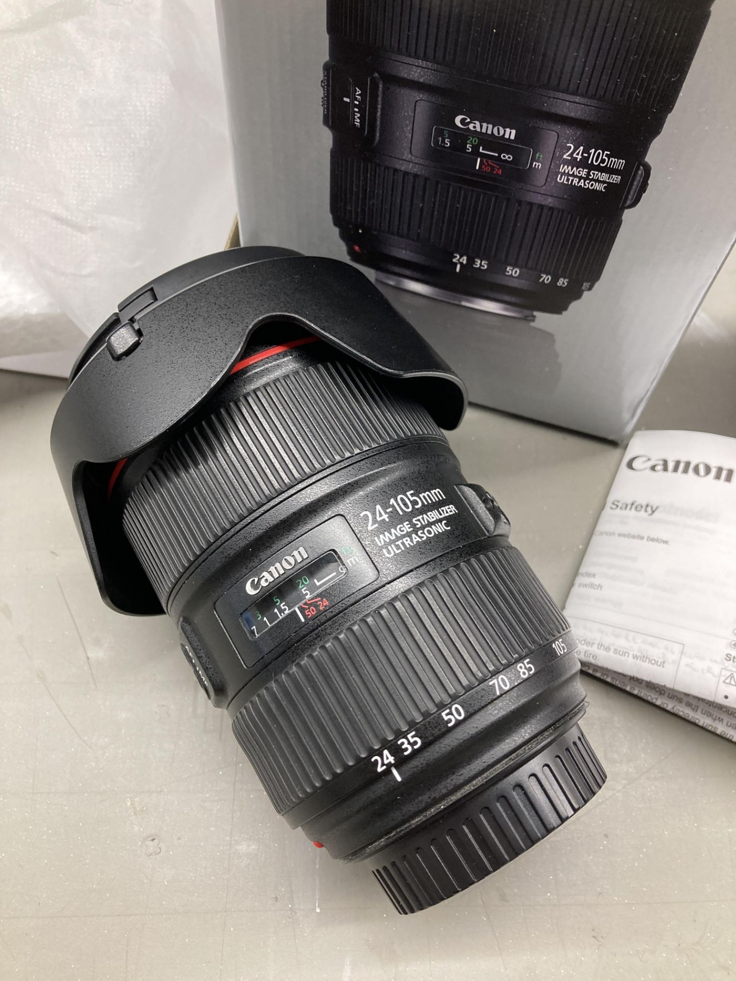 Canon EF 24-105mm f/4L IS II USM lens with LP1219 lens case and WE-83M lens hood - Image 9 of 14