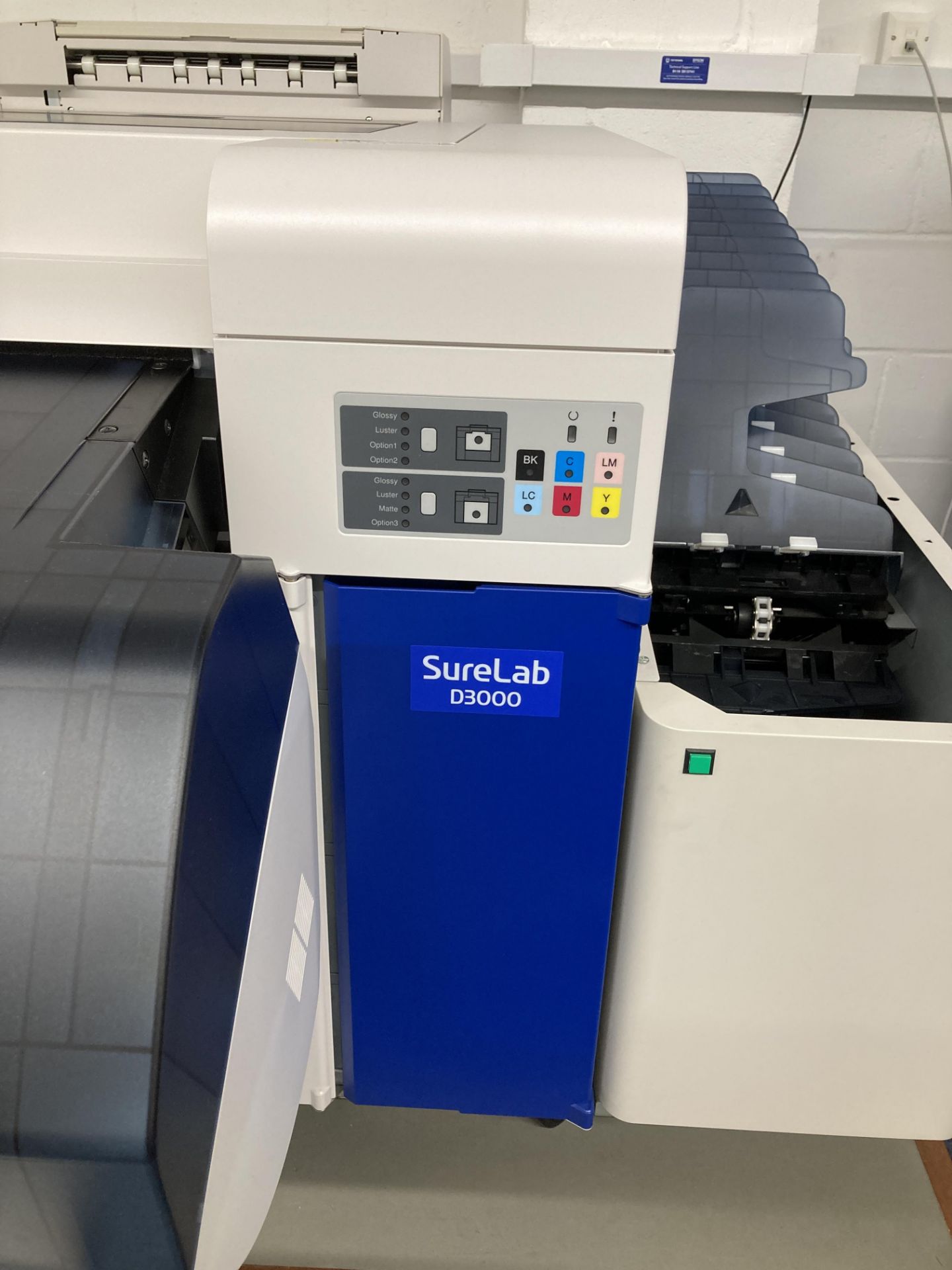 Epson Surelab D3000 printer (2019) - Image 6 of 20