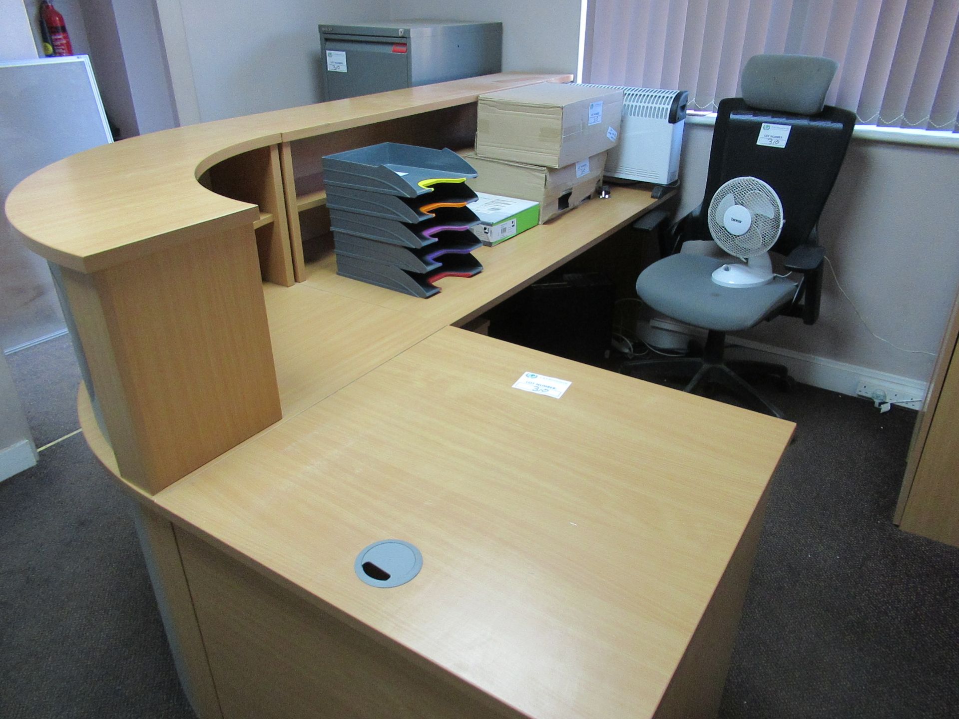 Office Furniture and Related Contents of Reception - Image 4 of 5