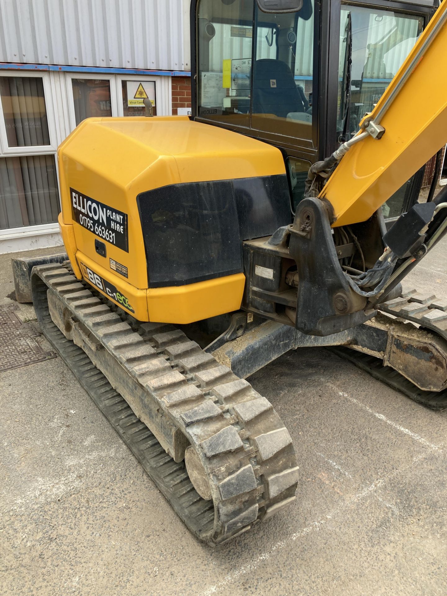 JCB 86C-1 hydraulic excavator (2016) - Image 16 of 21