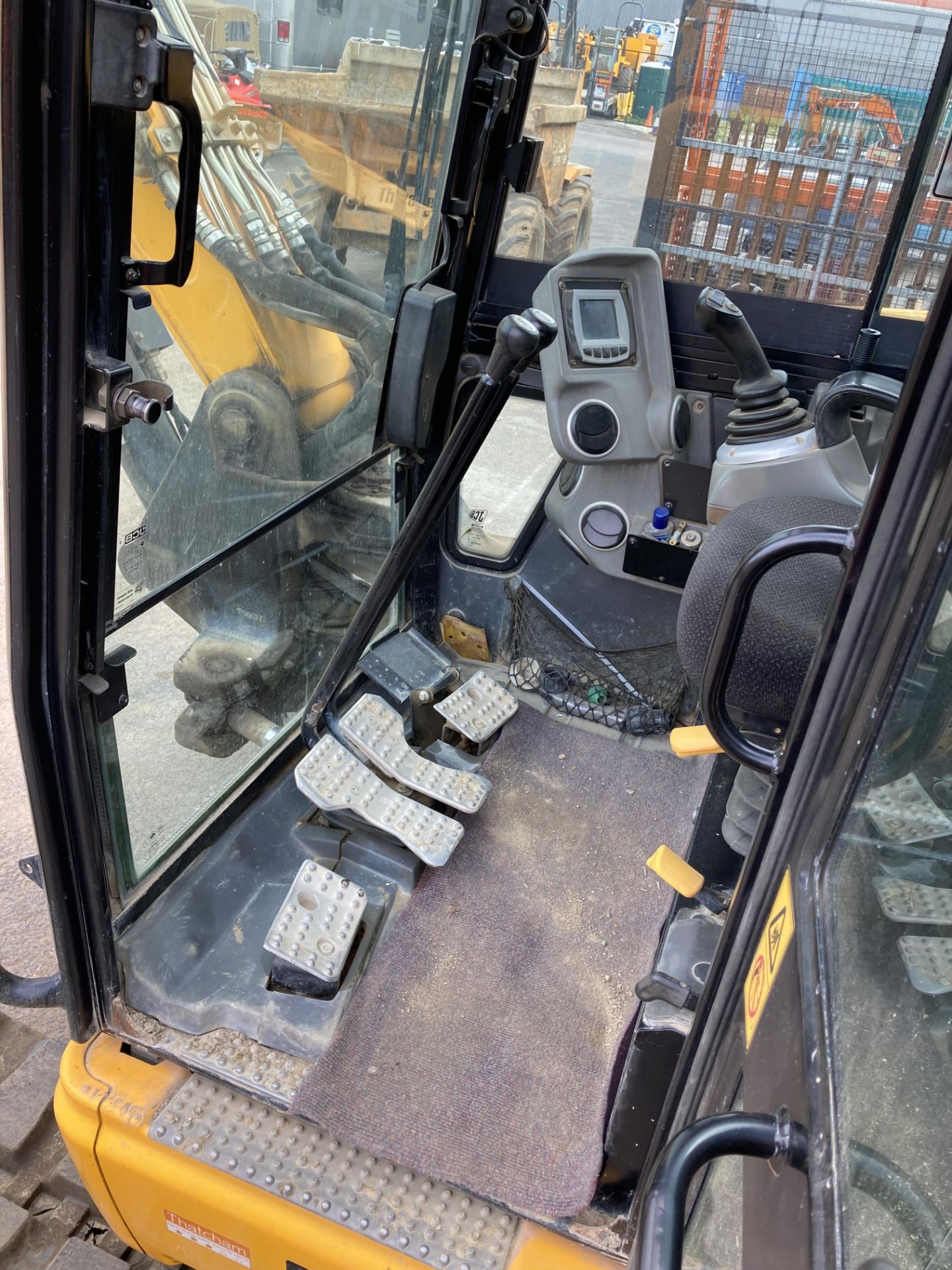 JCB 86C-1 hydraulic excavator (2016) - Image 20 of 21