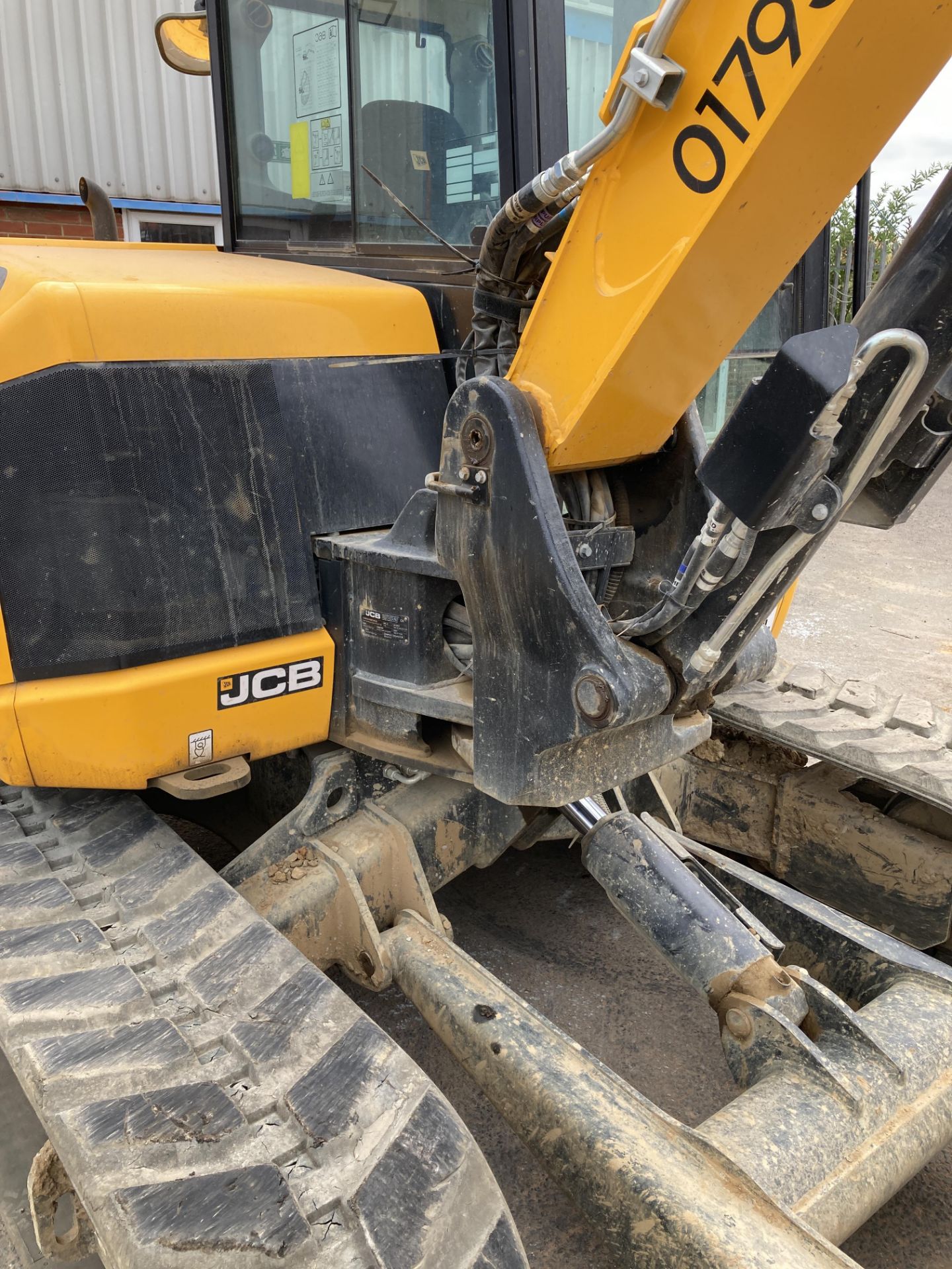 JCB 86C-2 hydraulic excavator (2021) - Image 15 of 22