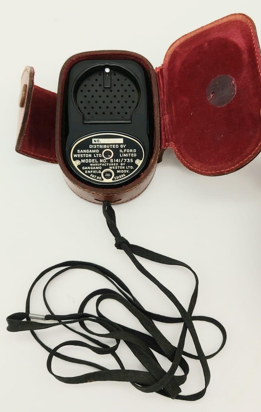 A Vintage Weston Master Light Meter (in leather case), a Pyramid 8-16mm 3 -way film splicer and a - Image 3 of 13