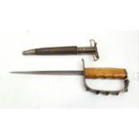 WW1 US M17 Trench Fighting Knife. Maker: L.F& C. Landers Frary and Clark. A nice example of this