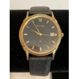 Gentlemans Accurist black face wristwatch having quartz movement with date window and sweeping