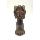 A VERY EARLY AFRICAN IVORY 3 FACED STATUE. 15CM IN HEIGHT