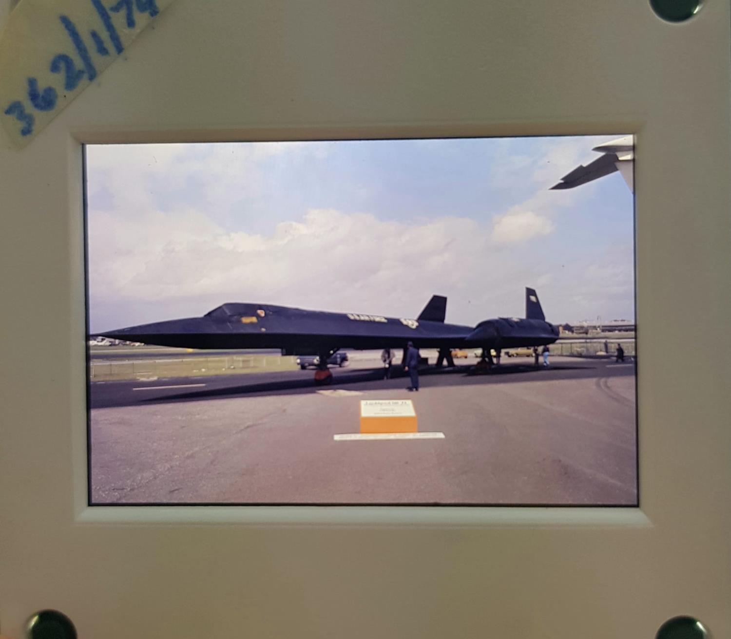 Over 400 Aircraft 35mm Original Projector Slides. Photos taken in the 60s, 70s and 80s - some - Image 4 of 5