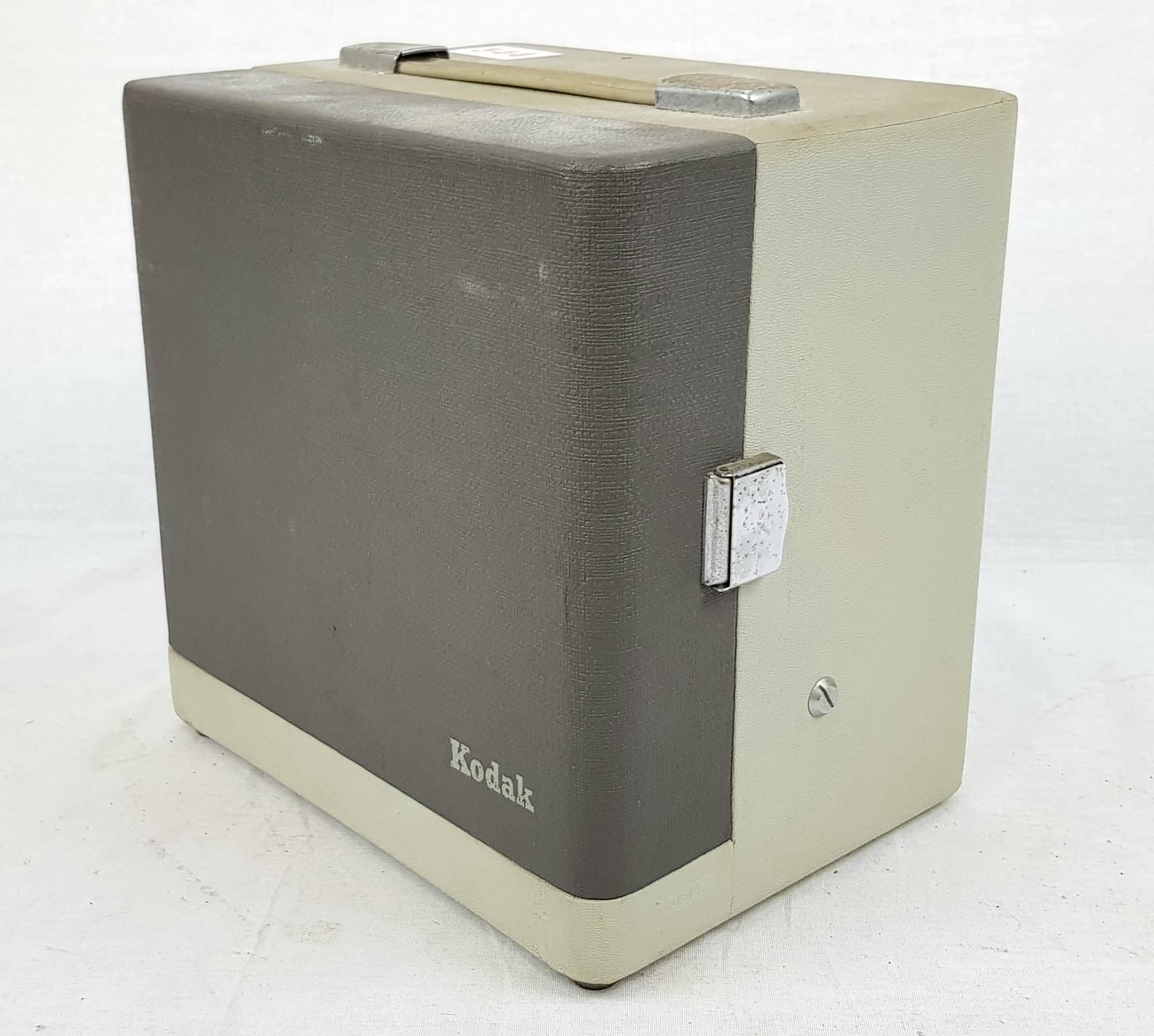 A vintage, portable, Kodak Brownie 8 projector in very good condition. - Image 5 of 5