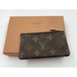 An LV Style Monogram Small Purse. Good condition, (slight wear and tear) comes in original box. 12 x