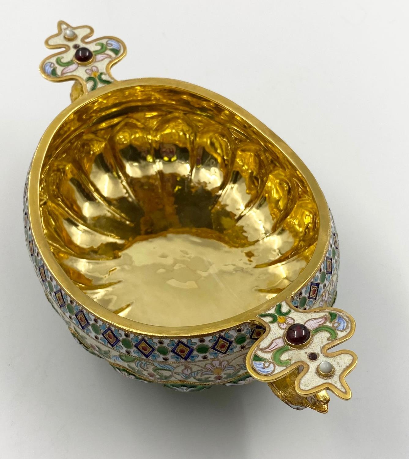 An Antique Russian Silver-Gilt and Enamel Bowl. Richly gilded with beautiful cloisonné enamel work - Image 4 of 4