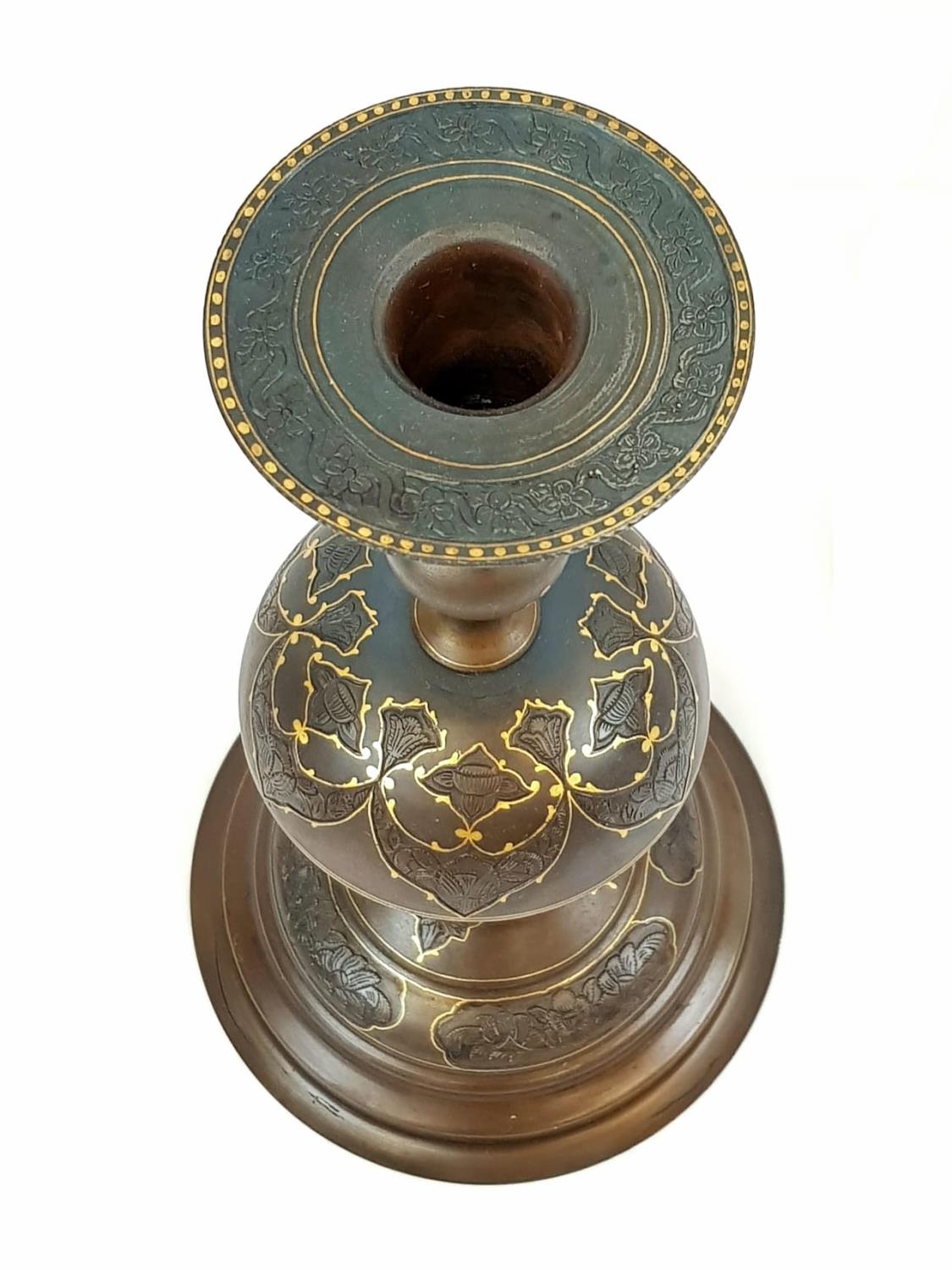 UNUSUAL PAIR OF STILL CANDLESTICKS WITH GOLD INLAY THOUGHT TO BE OF PERSIAN ORIGIN, STANDING 35 CM - Image 3 of 3