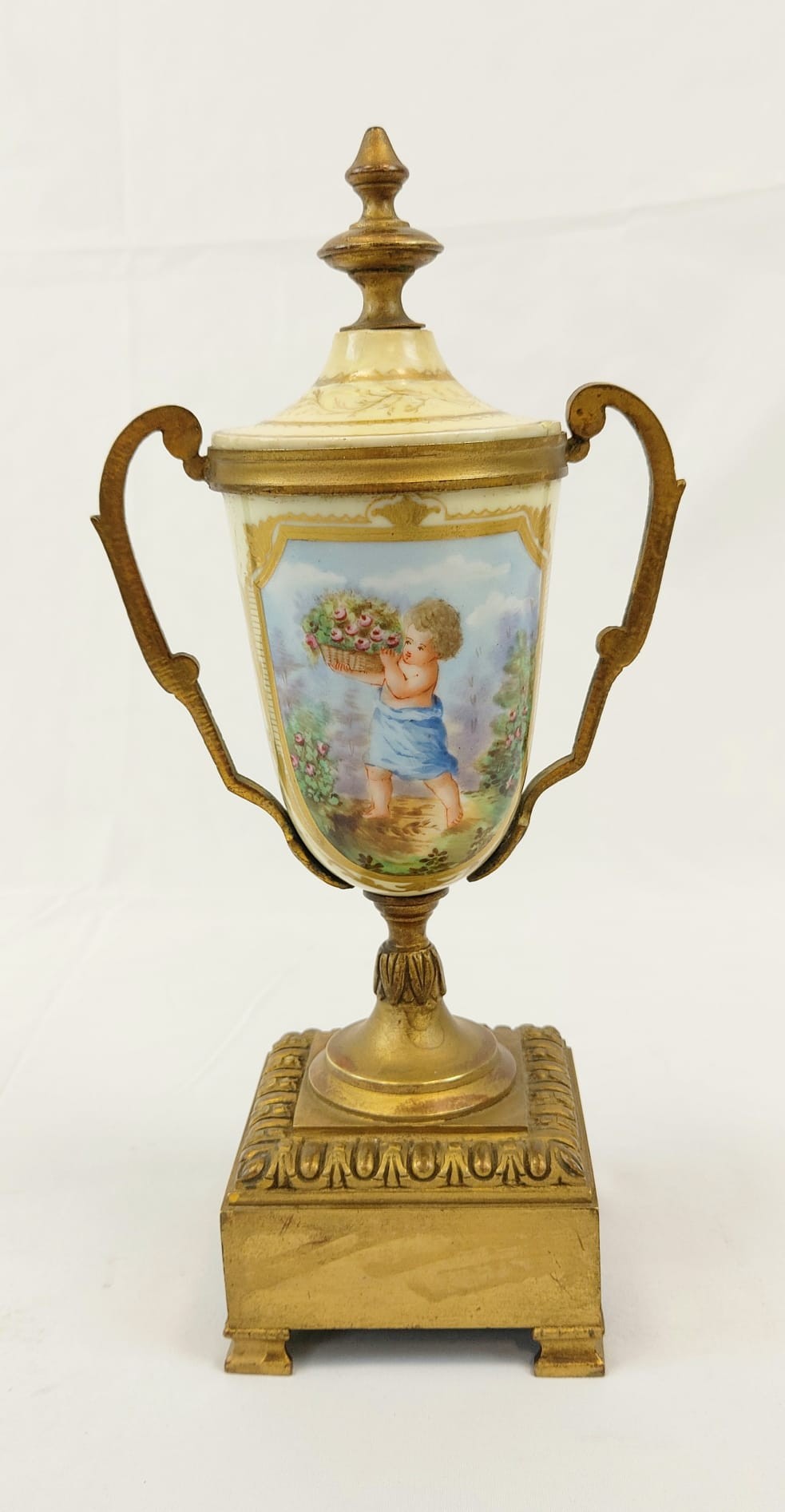 A French Hand-Painted Porcelain and Brass Mantel Clock with Accompanying Pedestalled Chalices. A/F - Image 3 of 11