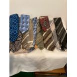 Vintage 1970s collection of mens Rael Brook ties. Large selection all in perfect condition to