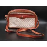 A 1950'S VINTAGE GUCCI SHOULDER BAG A/F 28 X 20cms