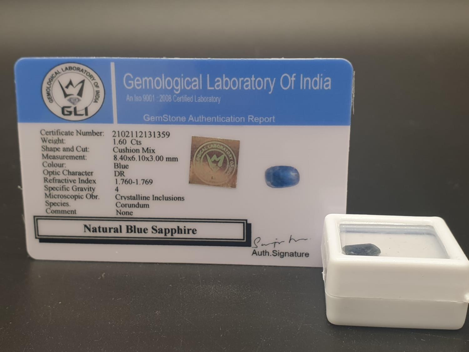 A Natural Blue Sapphire - 1.6ct. With Certificate. - Image 2 of 6