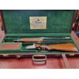 Twin barrel set on over/under Lincoln 12 bore shotgun to David Nickerson English spec., ser.no.19673