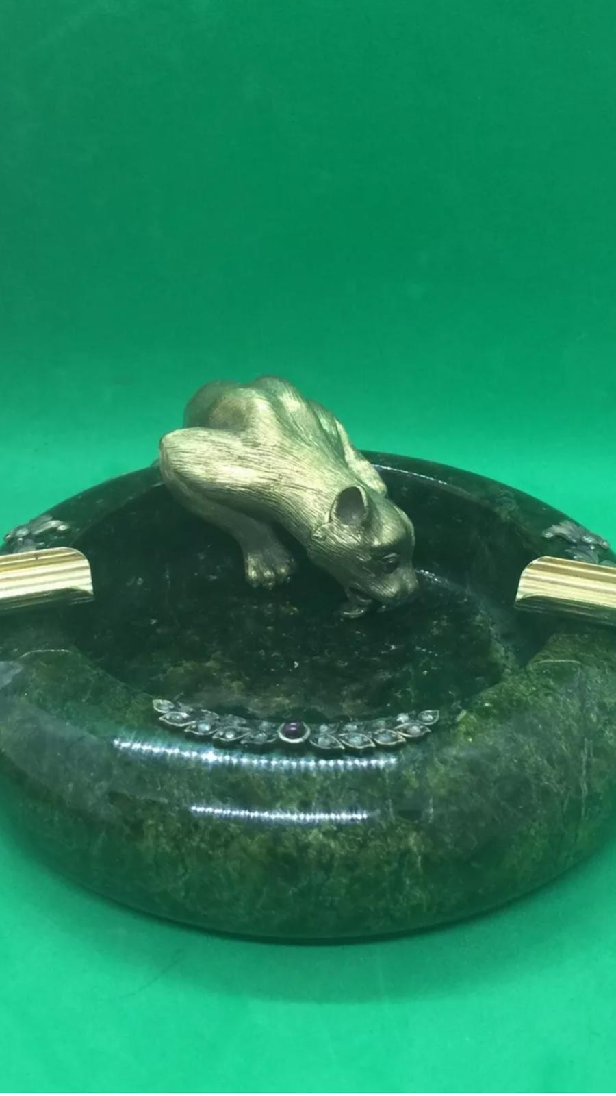 A Russian large silver gilt and diamond jade leopard ashtray SIZE LENGTH ::: 15.3 cm from tail to - Image 12 of 14