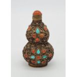 An Early Chinese Turquoise and Agate Snuff Bottle. Filigree decoration. 7.5cm tall. 44g.