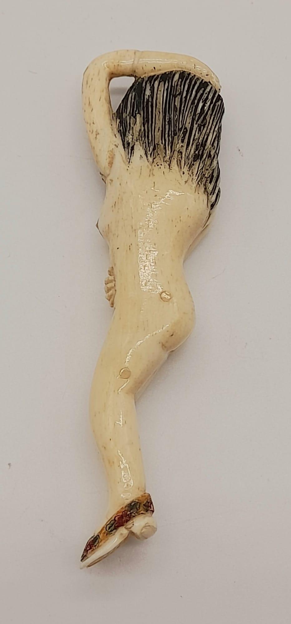 A 19th Century Japanese, carved ivory figure of a naked lady, wearing her shoes. Height: 9.7 cm, - Image 2 of 4