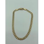 9 carat GOLD CURB CHAIN BRACELET having full UK hallmark. 4.4 grams. 7 1/2? (19cm).