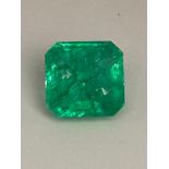 Natural emerald 9.42 carats.