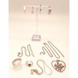 A variety of sterling silver items. A/F Total weight: 22 g.