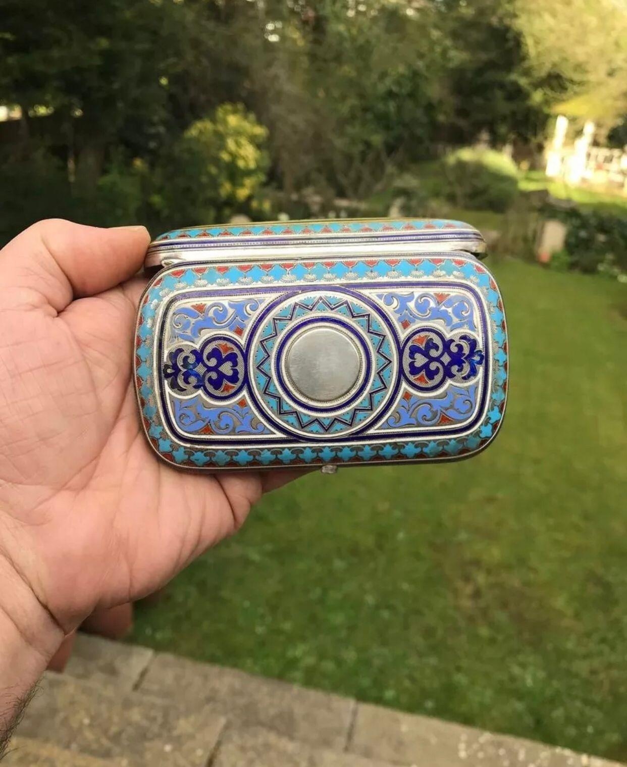 An Antique Imperial Russian Cloisonné Enamel Solid Silver Cigarette case - By well known silversmith - Image 5 of 11