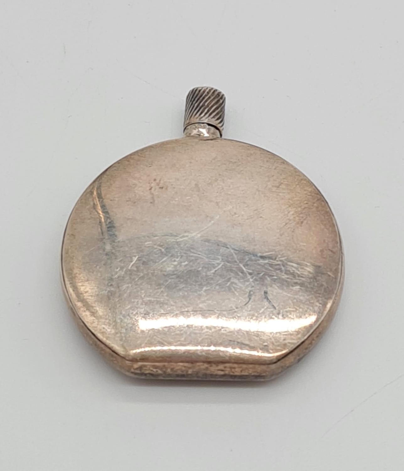 A Vintage Solid Silver Perfume Bottle. Hallmarks for London 1970. 4.5 x 4cm. - Image 3 of 5