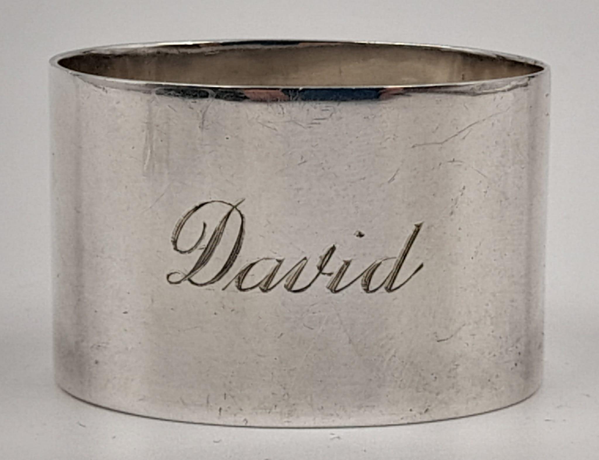 A Fully Hallmarked 1942/43 Silver Napkin Ring with the Name David engraved on. - Image 2 of 3