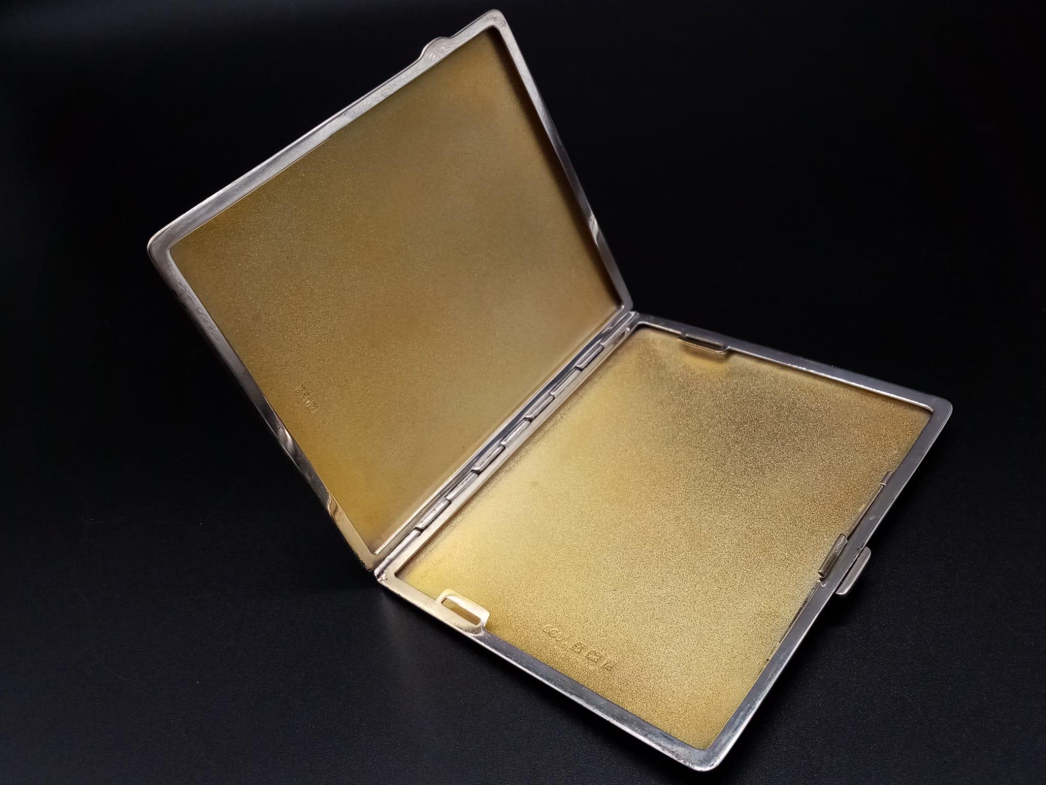 A Vintage but Antique-Styled Enamel and Solid Silver Sophisticated Ladies Set. Comprising of - Image 6 of 26