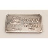 An Oxford Alaska Silver 1oz Bar - .999 silver. 31.4g 4.5 x 2.5cm.