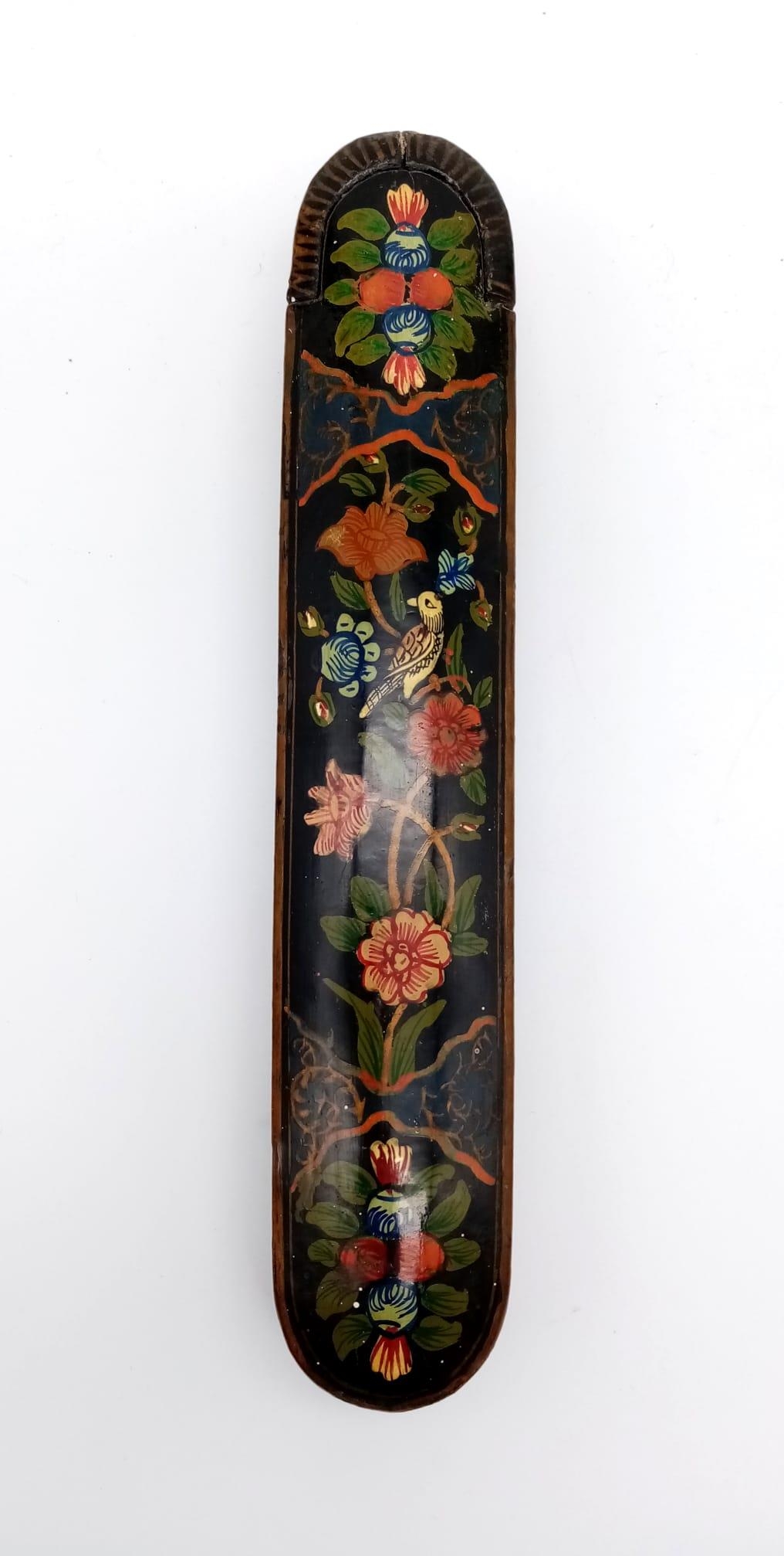 An early Persian Islamic Ghajavi pen box, known as Gol o Bol Boll. Hand painted with flowers and - Image 3 of 7