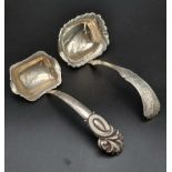 Two sterling silver ladles in very good condition. Length: 16 cm.
