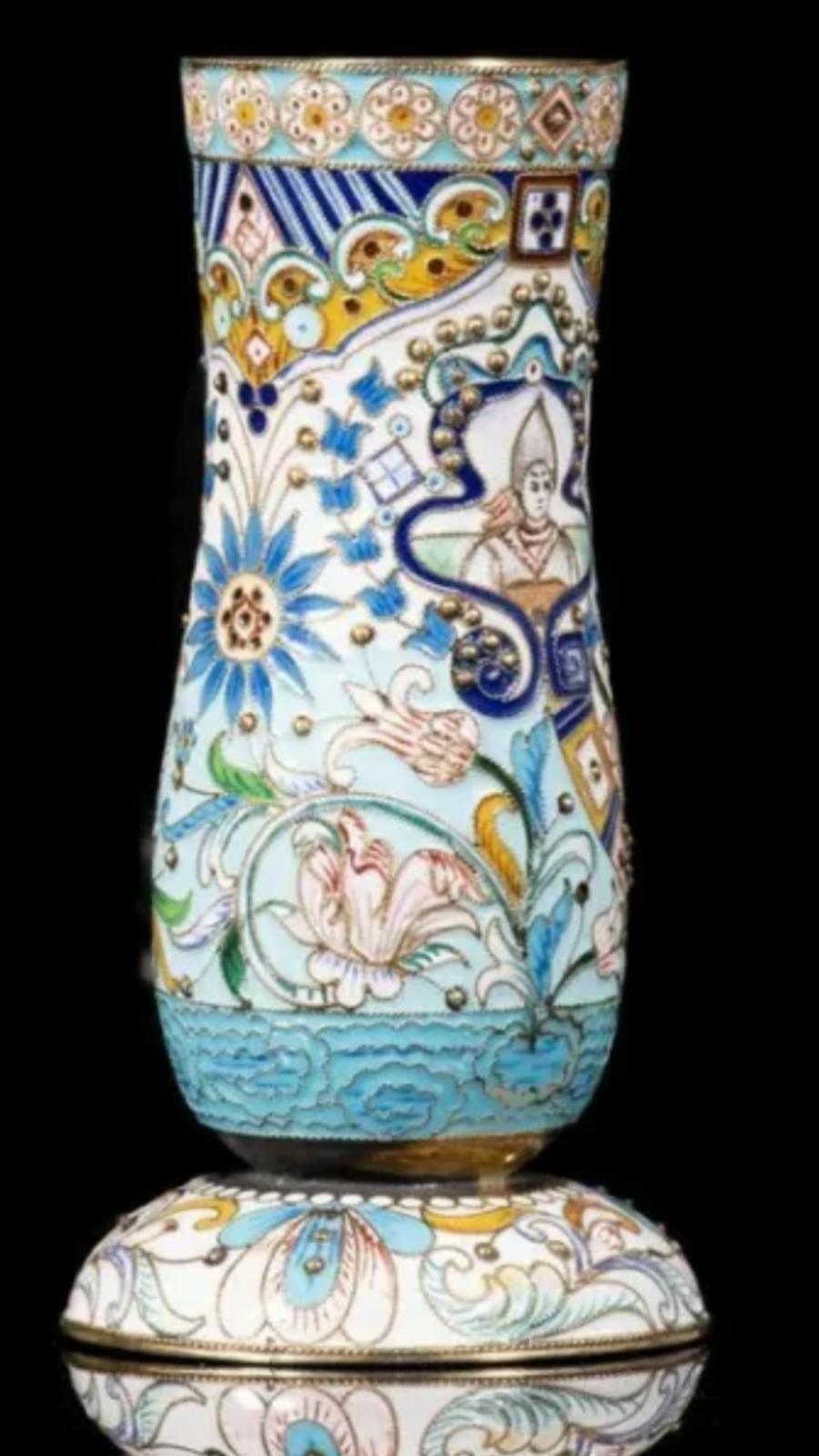 Magnificent Russian silver and enamel large cup vase Total weight: 171.57 grams. Dimensions: 11. - Image 2 of 8