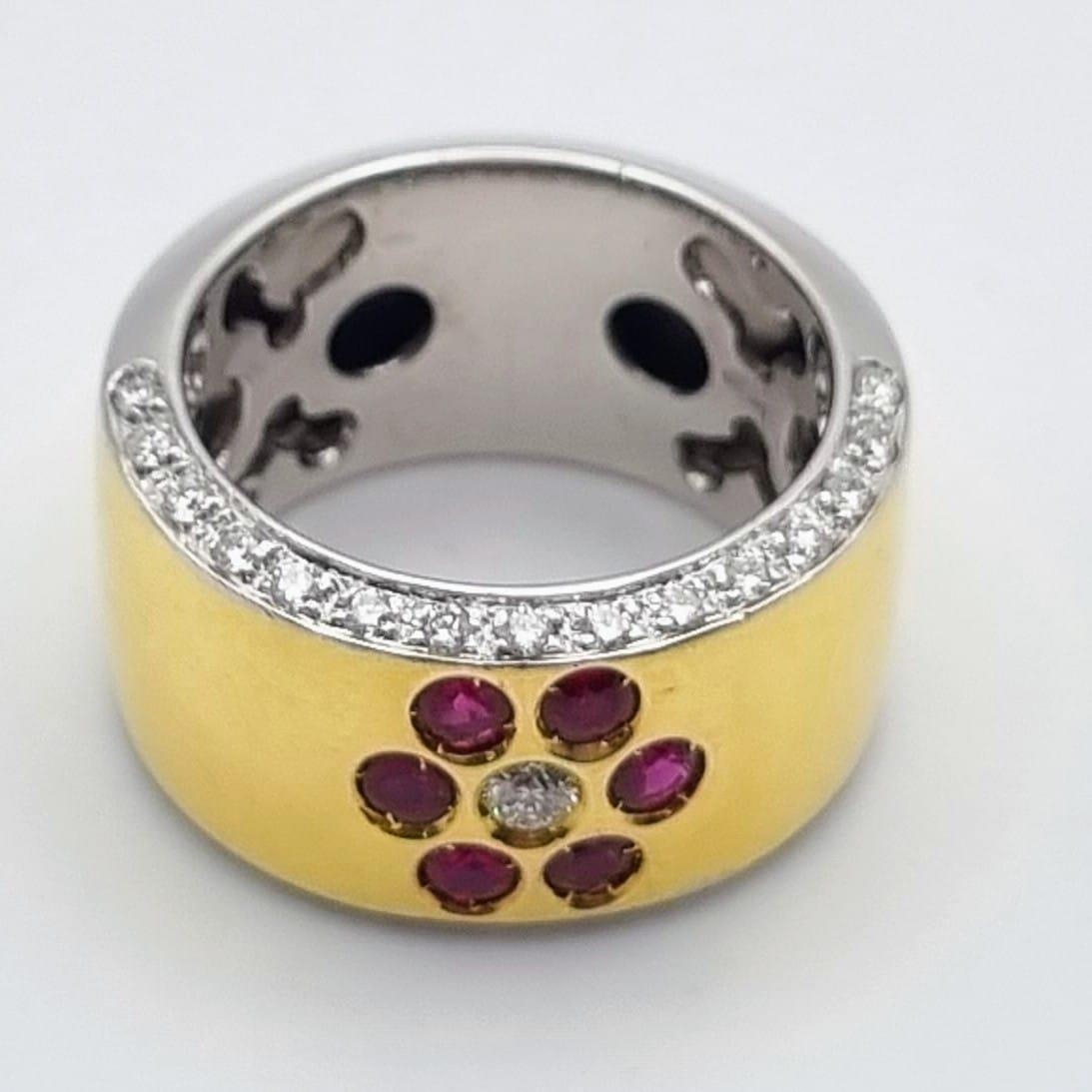 BEAUTIFULLY MADE 18K YELLOW GOLD DIAMOND & RUBY BAND RING. SIZE N. APPROX 0.50CT. 14G - Image 2 of 5