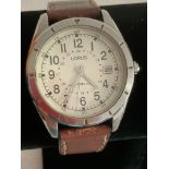 Gentlemans Lorus Quartz Wristwatch,Having large White face with sweeping second hand and date