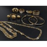A Mixed Jewellery Lot of 14K and 9K Gold. To include: 14K - A pair of hoop earrings, a link necklace