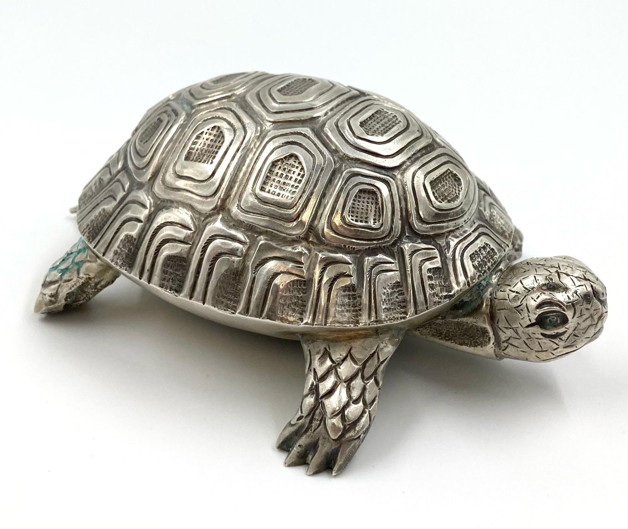 A stunning large solid silver European tortoise table lighter Marked 800 possibly Italian Top - Image 2 of 9