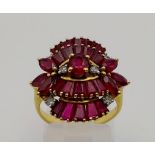 An Art Deco, 18 K yellow gold, ruby & diamond ring. Ring size: M, weight: 5.91 g.