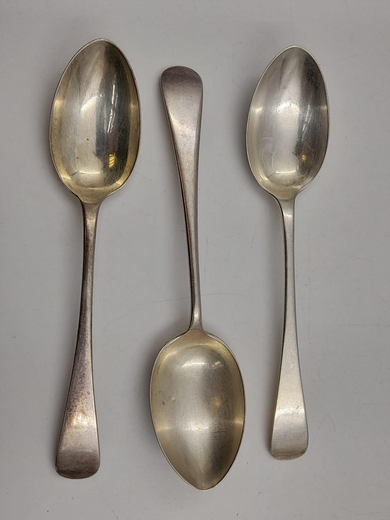 A Selection of Vintage and Antique Eight Silver Spoons. 264g total weight. - Image 3 of 6