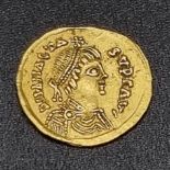 An Ancient Theodoric Gold Tremissis, Rome-Mint Coin. 491 - 518. 1.41g. Obverse: Bust of Anastasios