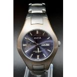 An Avia Quartz Gents Watch. Stainless steel strap and case - 40mm. Blue dial with day/date window.