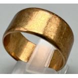 A Vintage 9K Yellow Gold Band Ring. Size S. 6.8g.