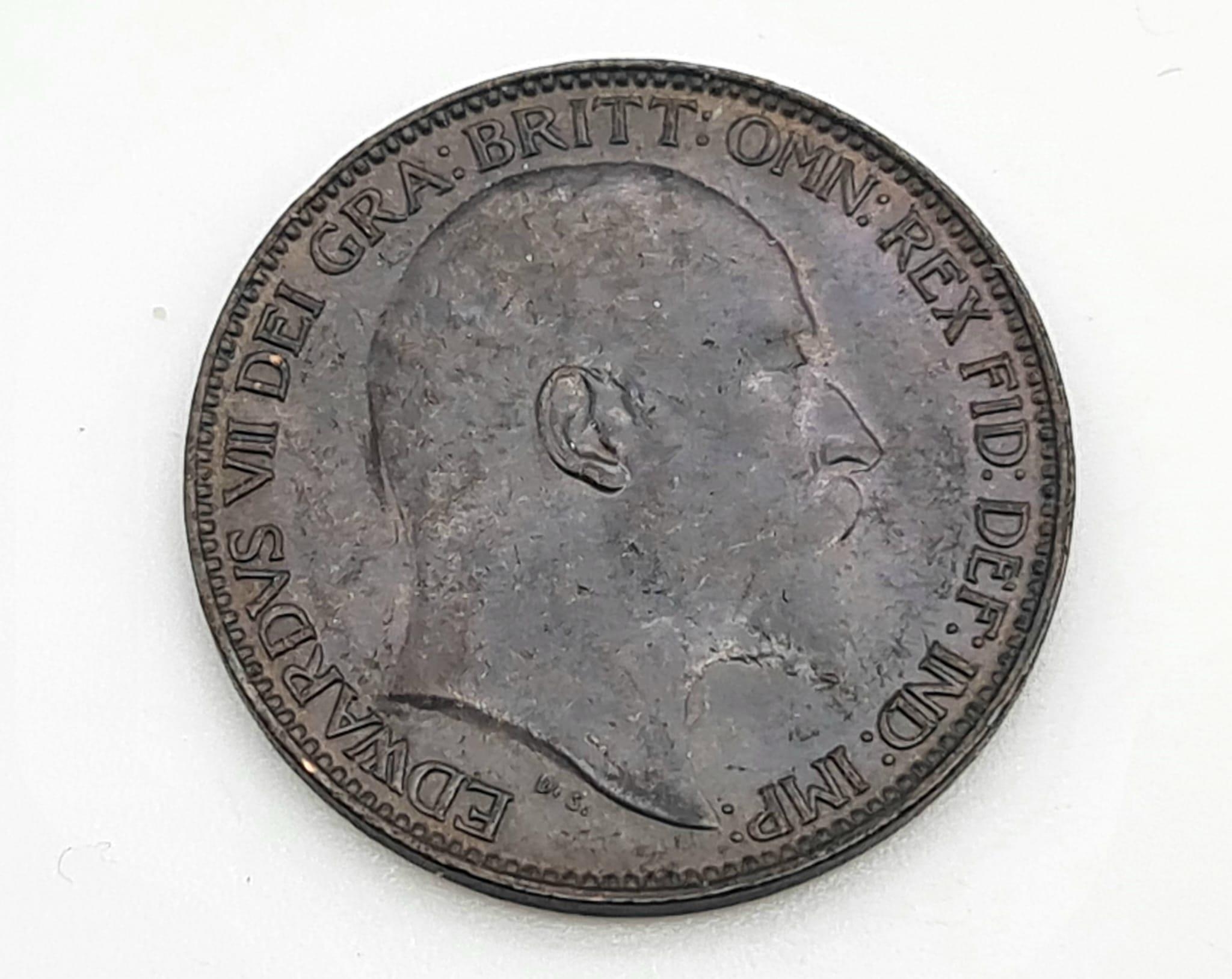 A 1910 Bronze Farthing Coin. Good extremely fine. Obverse - Features the uncrowned portrait of - Image 2 of 3