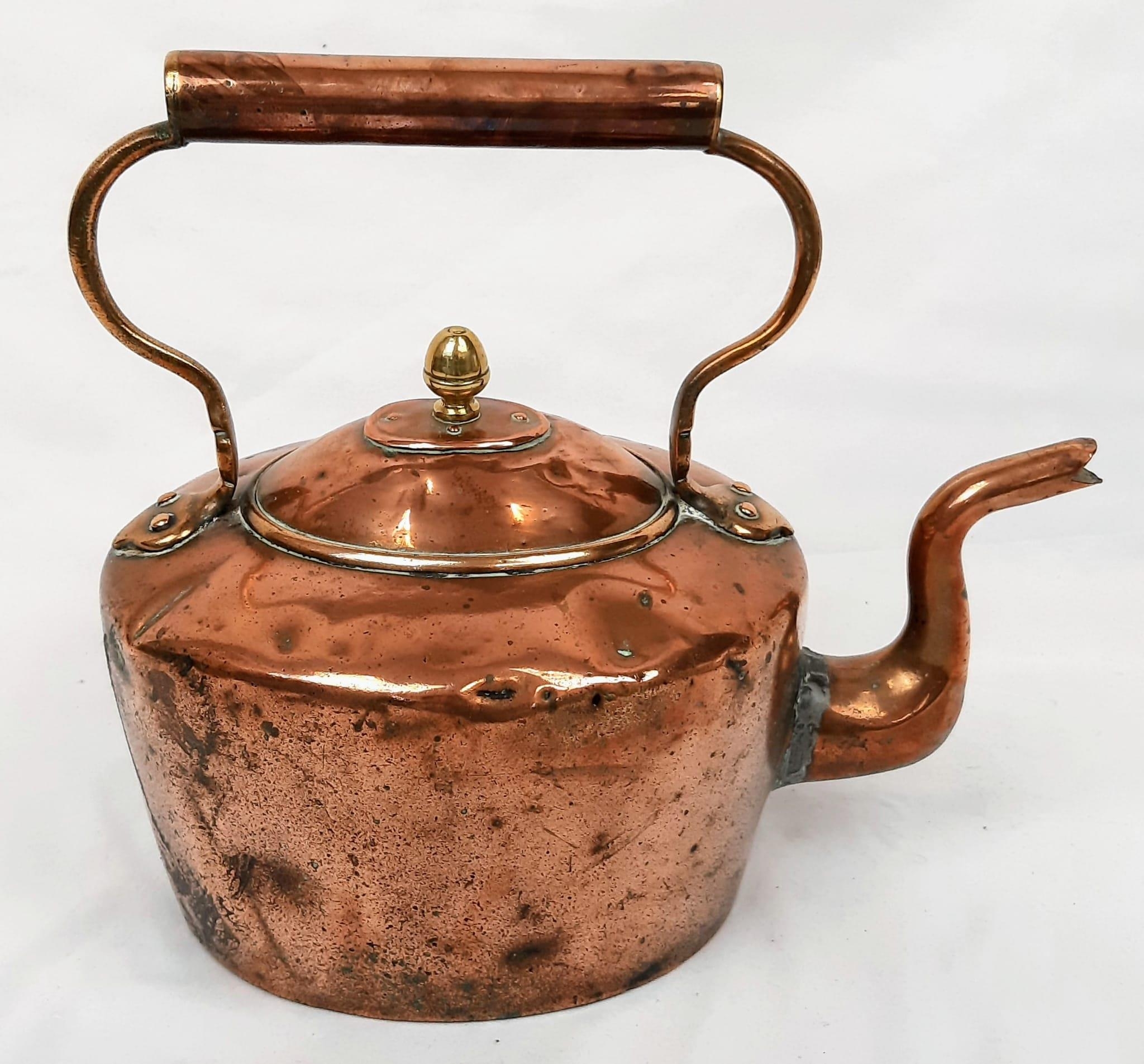 A Large Antique Copper Tea Kettle. 35 x 33cm. 1.9k
